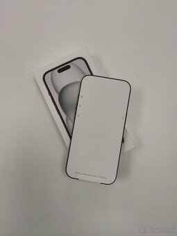 iPhone 15 128GB - 2