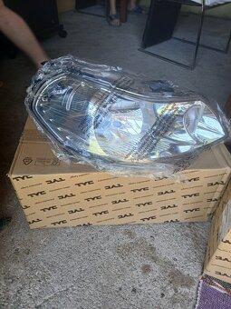 Predné svetlá suzuki sx4 - 2