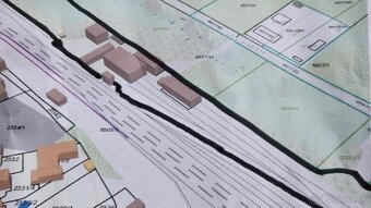 Na predaj pozemky s budovami v Lučenci za 35 eur/m2, celkom - 2