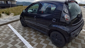 Peugeot 107 1.0 - 2