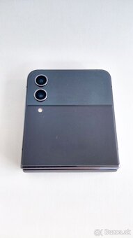 Samsung galaxy Z Flip 4 - 2