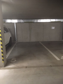 Predám garážove státie v novostavbe - 2