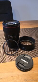 Canon EF 85mm f/1.4L IS USM - 2