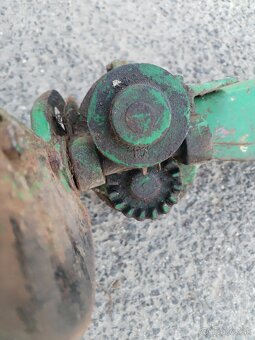 Rezak,krájač,sekac na žihľavu - 2