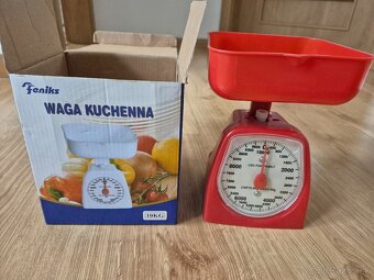 Kuchynská váha do 10 kg. - 2