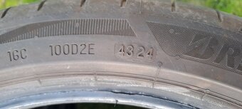 predám letne pneu brigestone 225/40 R19 93Y - 2
