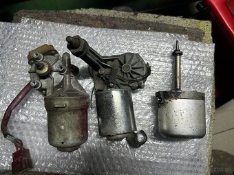 Motorček stieračov zetor/lada - 2