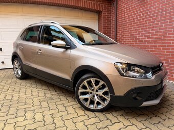 VW CROSSPOLO 1.2 TSI 81kW AUTOMAT - 2