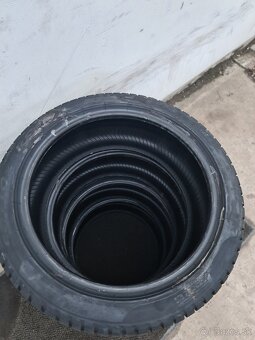 ZIMNE PNEU 245/40 R18 PIRELLI - 2