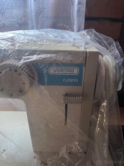 Šijací stroj +stolik - 2