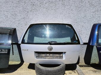 Predám kufrove dvere škoda vw - 2