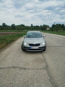 Škoda Superb 2 SCOUT combi 2.0TDI CR - 2