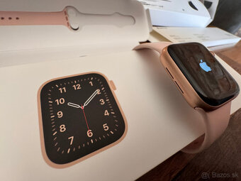 Predám Apple Watch SE 40mm Gold - 2