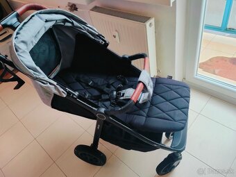 Športový kočík 4Baby Stinger Air 2021 - 2
