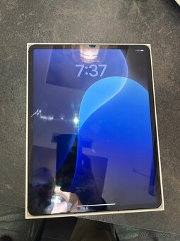 iPad Pro 12.9 (5. generácia), 256 GB, Wi-Fi + Cellular, 2021 - 2