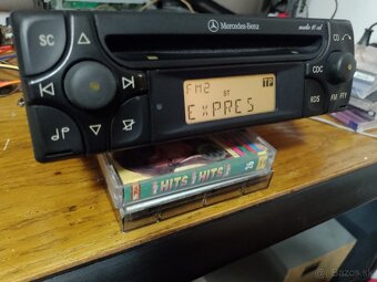 Autorádio Mercedes audio 10 CD + kód - 2