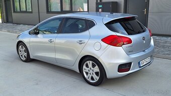 Kia Cee´d 1.4 CRDi WGT Silver - 2