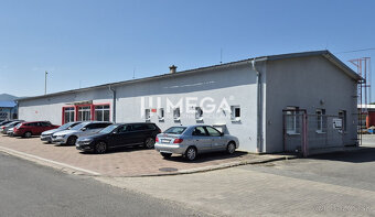 PRENÁJOM KOMERČNÉHO PRIESTORU v HUMENNOM ul. Fidlikova - 2