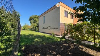 NA PREDAJ 5 izbový rodinný dom v obci Urmince - Topoľčany - 2