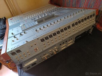 Predám DIGITÁLNY MIX TASCAM DM-3200 - 2