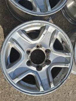 Predam hlinikove disky na Toyota Land Cruiser J9. 16 zoll - 2