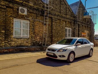 FORD FOCUS MK2 sedan 1.8 TDCI TITANIUM+ - 2