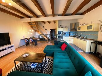 Na predaj veľký 4-izb. mezonetový byt – Rovinka - 2