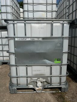 IBC nádrže 1000L na plechovej palete – ako nové - 2