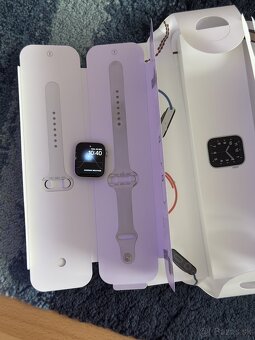 Apple Watch SE 1. Generácia 44mm Aliminium - 2