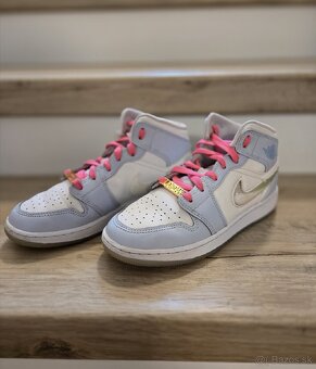 Predám tenisky 37½ Nike Air Jordan 1 MID SE Dubaj - 2