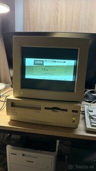 Apple Macintosh Performa 630 a Apple Monochrome display - 2