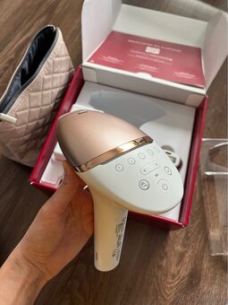 IPL epilátor Philips Lumea Series 9900 - 2