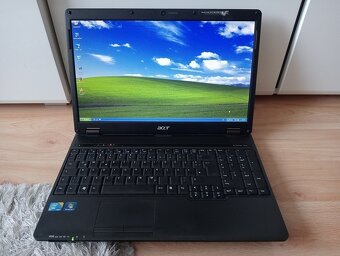 predám Acer extensa 5635 / 3gb ram / 250gb hdd /Windows xp - 2