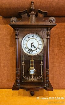 Nástenné kyvadlové hodiny - 2