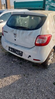 Dacia sandero - 2