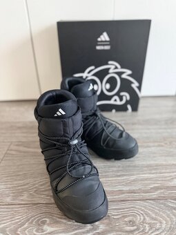 Limitka Adidas x Moon Boot - 2