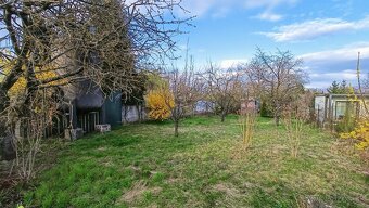 Predaj - slnečná záhrada 399 m2, Seňa - Ke okolie - 2