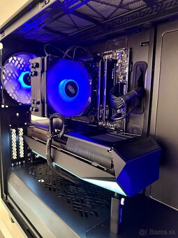 Ryzen 7 7800X3D RX 9070 XT 16GB 32GB RAM 2TB M.2 850W - 2