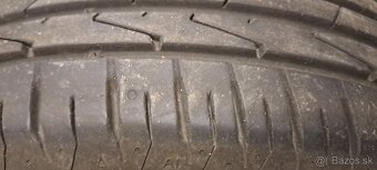 Predám 4ks jazdené letné 195/65r15-91H Hankook - 2