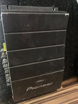 Subwoofer so zosilovačom - 2