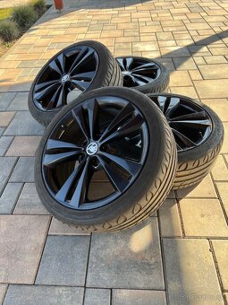 5x112 r18 Neptun - octavia 2 rs - 2