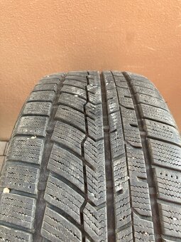 Zimné pneumatiky 205/55 R17 - 2