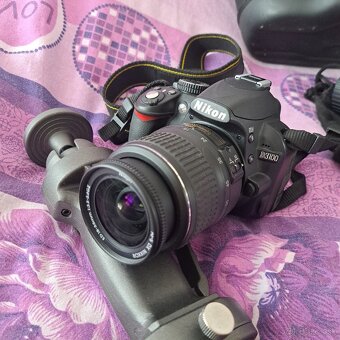 Nikon D3100 - 2