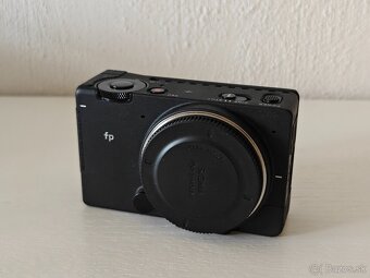 Sigma FP - 2