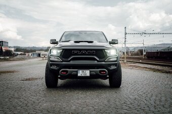 DODGE RAM TRX 6.2 V8 Superchsrged - 2