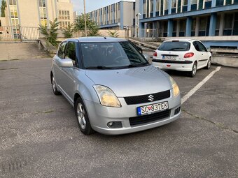 Suzuki Swift 1.3 16V GLX - 2
