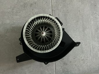 Ventilátor kúrenia 6R1819015A - 2