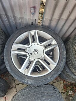 Elektróny 5x108 R17 Renault - 2