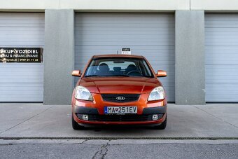 Kia Rio 1.4i - 2