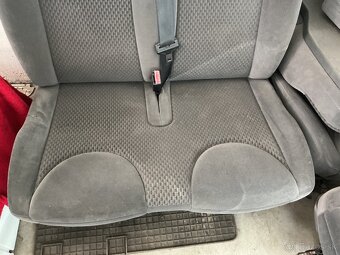 Citroen jumpy - pravé dvousedadlo. Model 2012 - 2